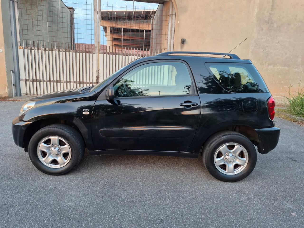 Toyota RAV 4 2.0 16V cat 3 porte Sol