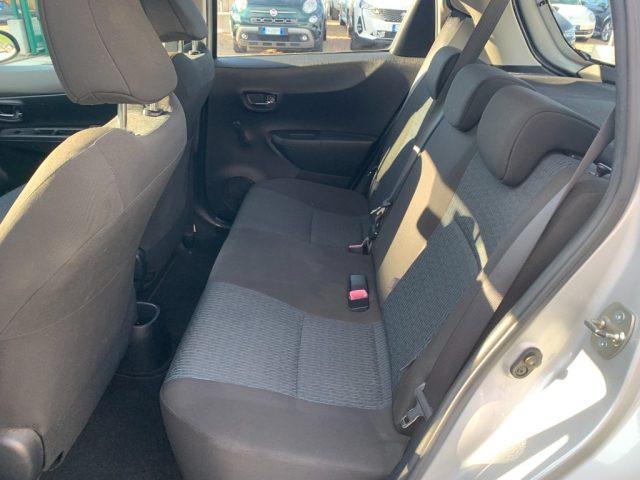 TOYOTA Yaris 1.0 5 porte Active