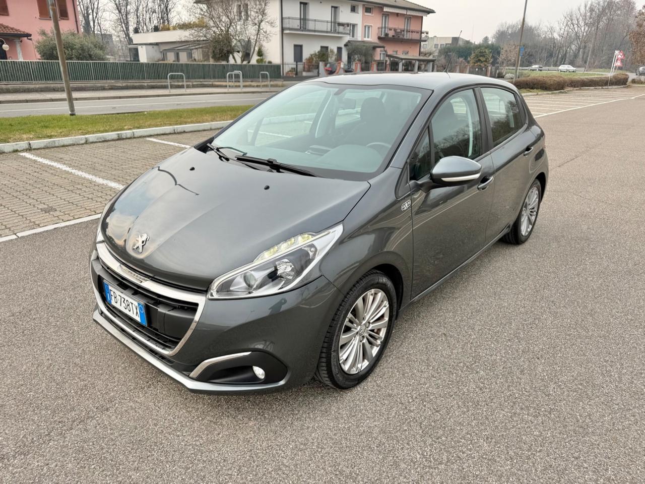 Peugeot 208 PureTech 82Cv 5P*Cerchi*Internet Connect