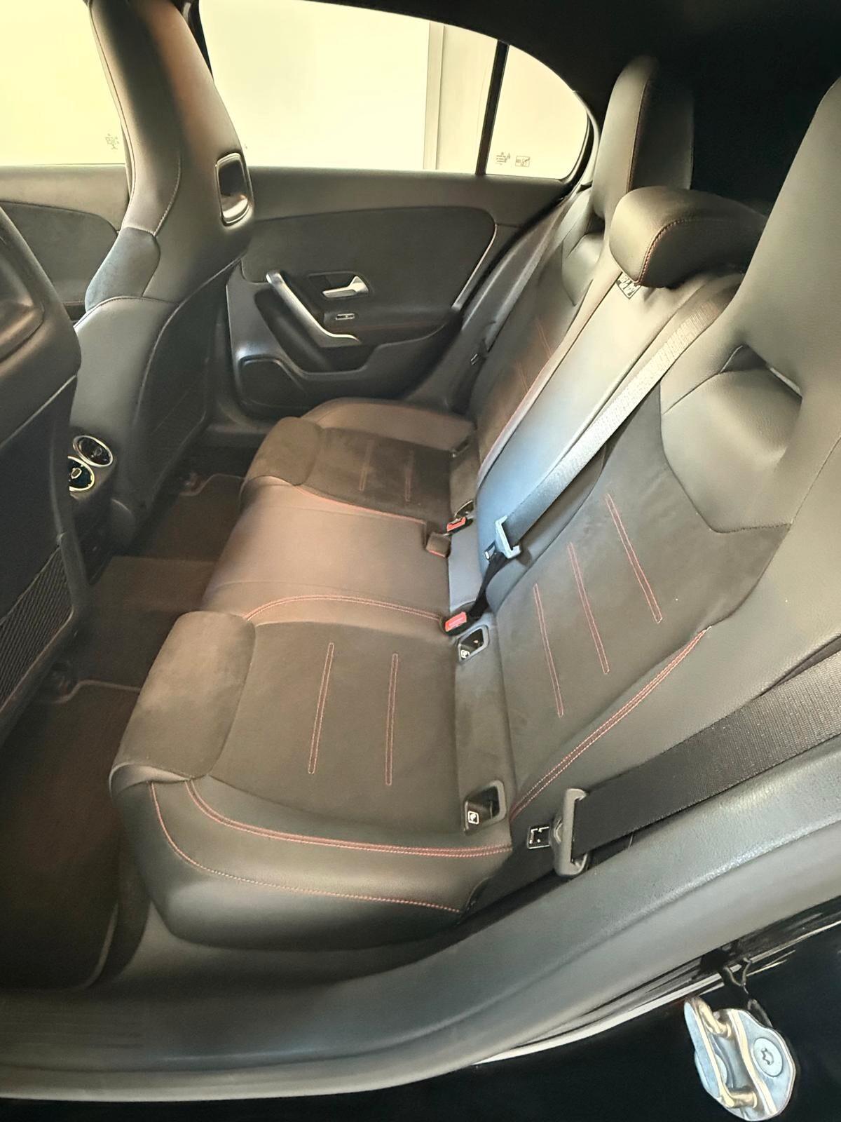 Mercedes-benz A 200 d Automatic Premium