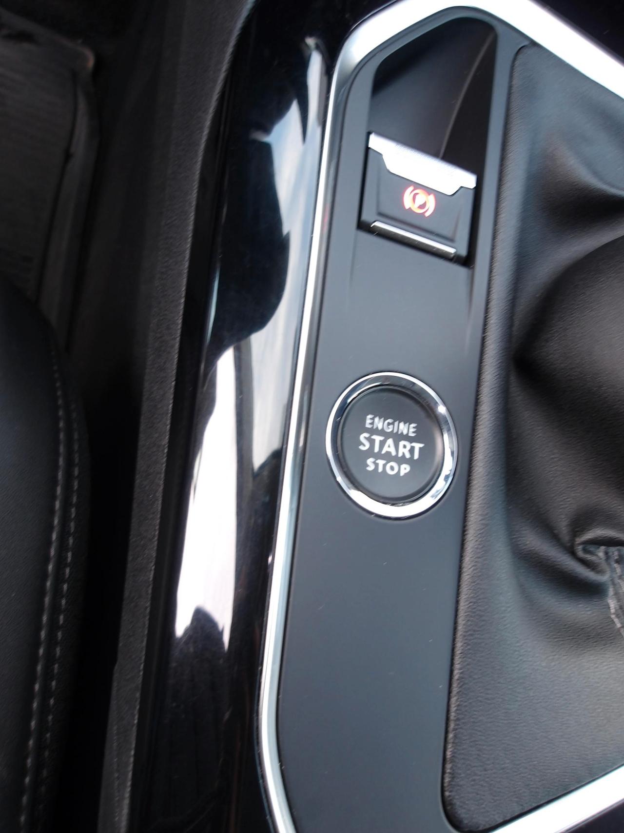 Peugeot 3008 3008 1.5 bluehdi Allure s&s 130cv