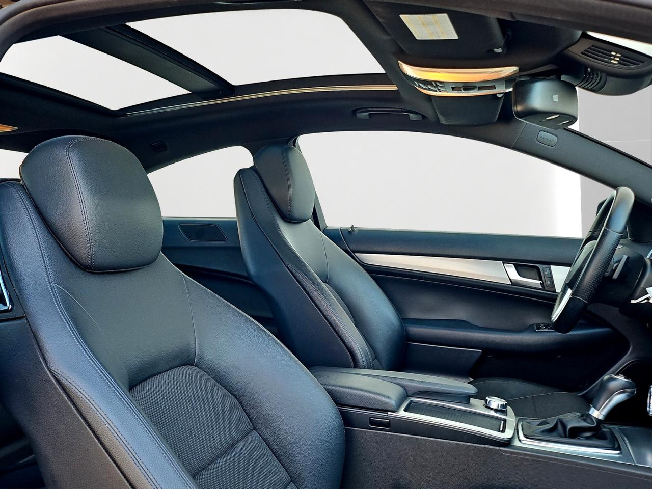 Mercedes-benz C 220 CDI BlueEFFICIENCY Coupé Avantgarde