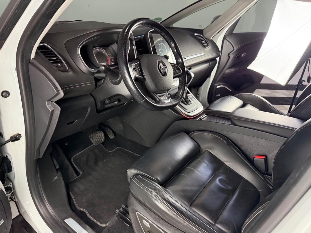 Renault Grand Scenic dCi 160 CV EDC Energy Initiale Paris