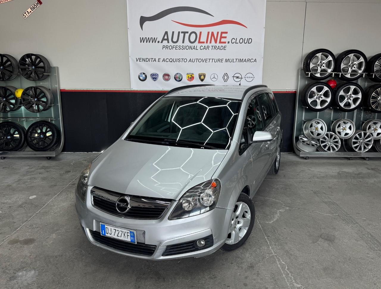 Opel Zafira 1.9 CDTI 7POSIT 120CV ADATTA NEOPATENTATI
