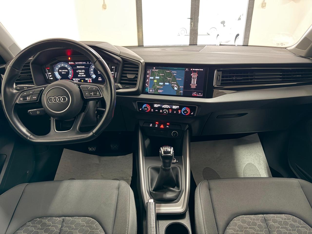 Audi A1 SPB 30 TFSI Identity Black 110CV LED/NAVI/17"