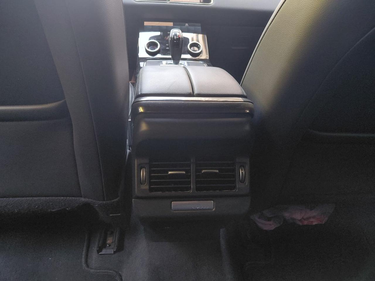 Land Rover Range Rover Evoque R-Dynamic SE #11463