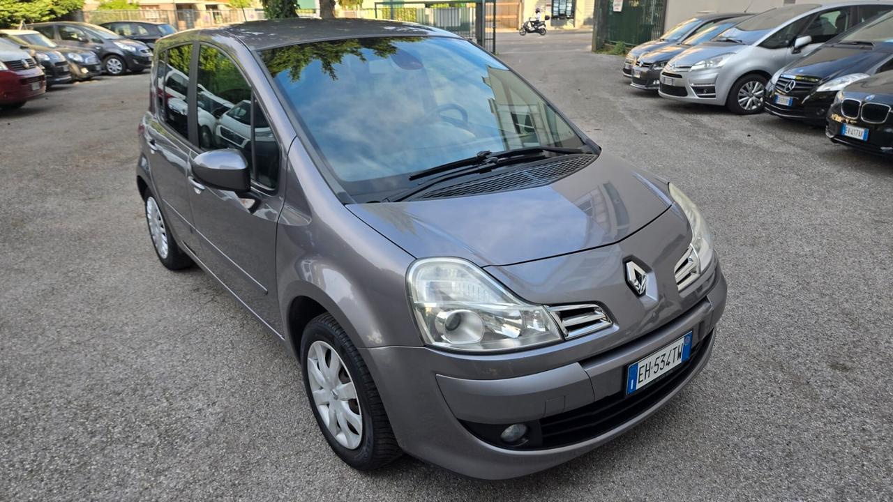 Renault Modus Grand Modus 1.5 dCi 90CV Neopatentati