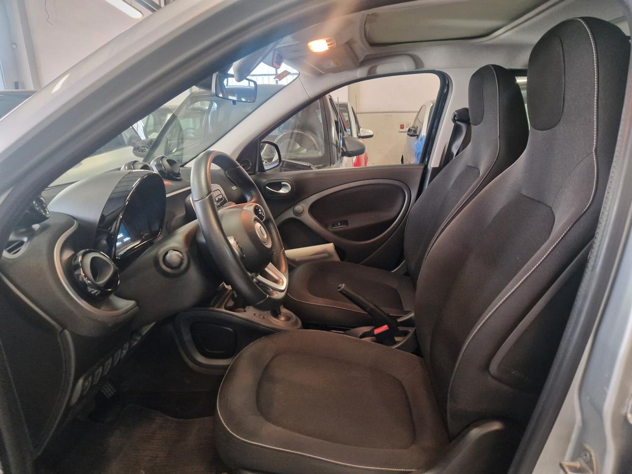 ForFour automatica solo 24000km passion garanzia