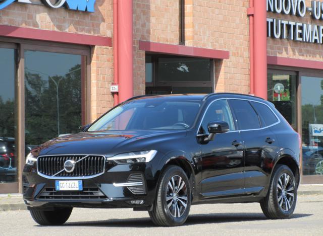 VOLVO XC60 B4 (d) Geartronic Momentum Pro