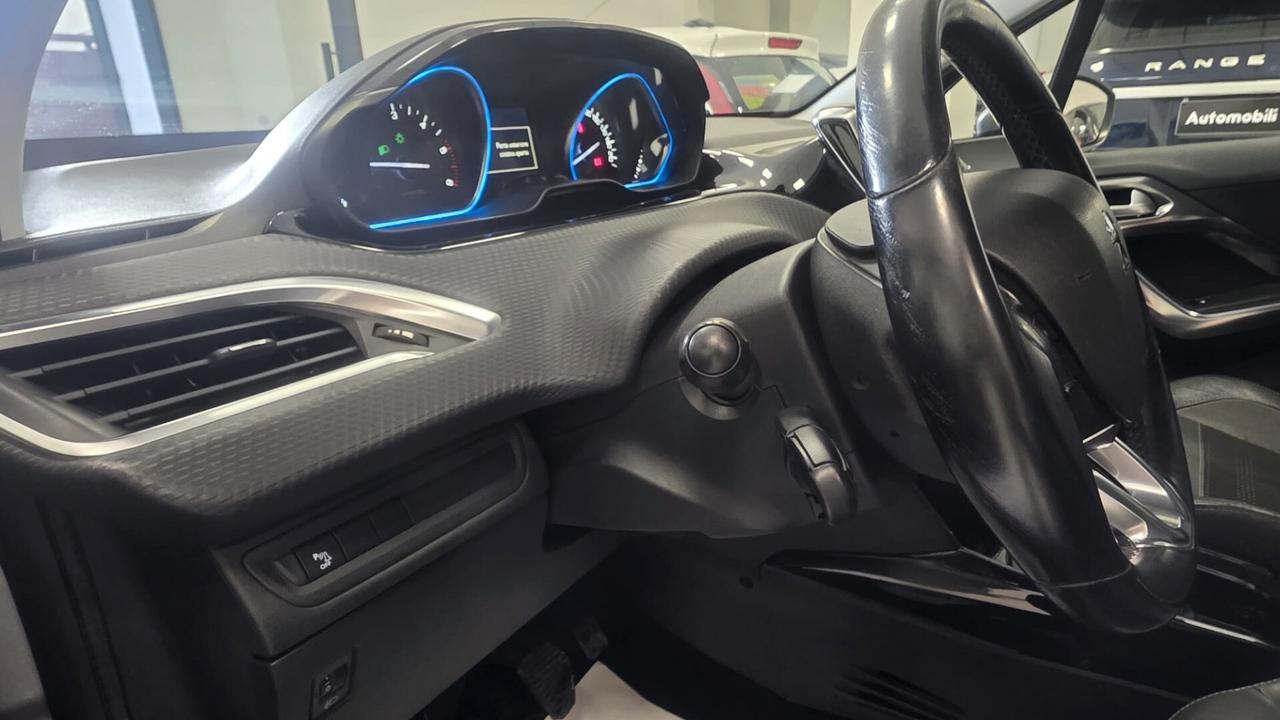 Peugeot 2008 BlueHDi 100 Allure