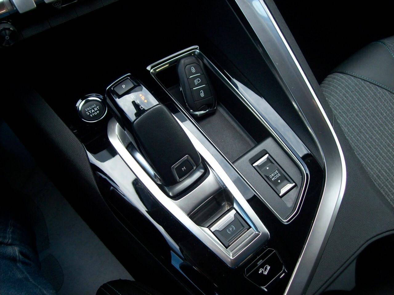 Peugeot 3008 1.5 BlueHDi 130CV S&S EAT8 Allure Pack