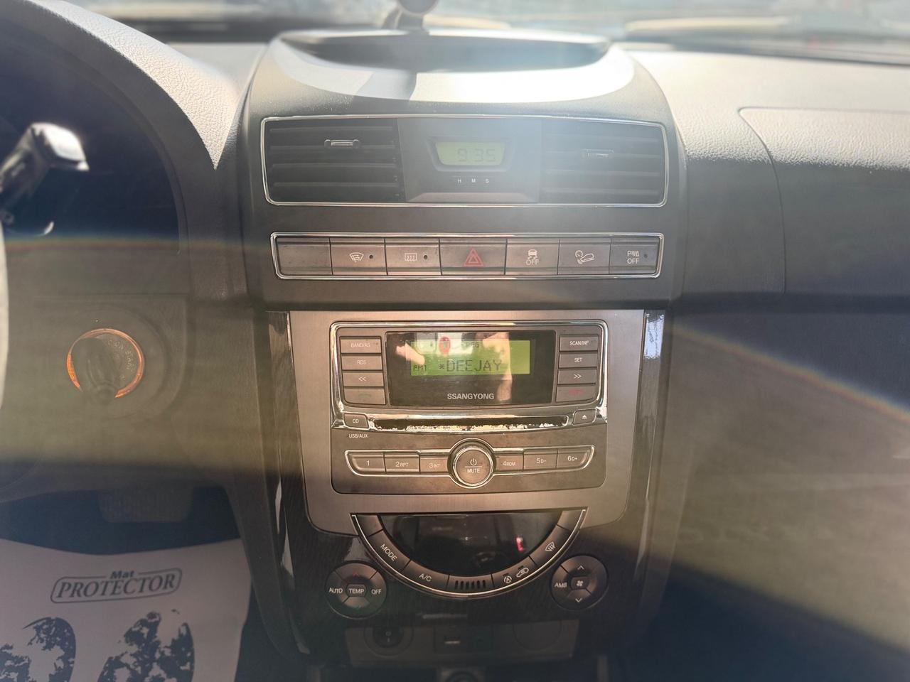 Ssangyong Rexton W 2.0 Xdi 4WD A/T Top GANCIO TRAINO