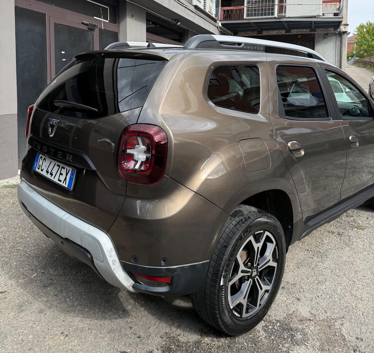 Dacia Duster 1.0 TCe 100 CV ECO-G 4x2 15th Anniversary