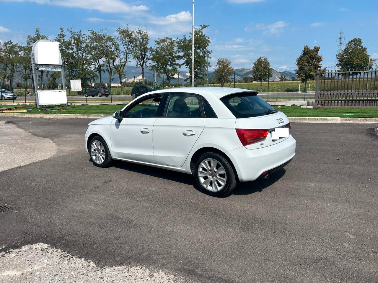 Audi A1 1.2 TFSI Ambition unico proprietario Sportback ok neopatentati 5 porte