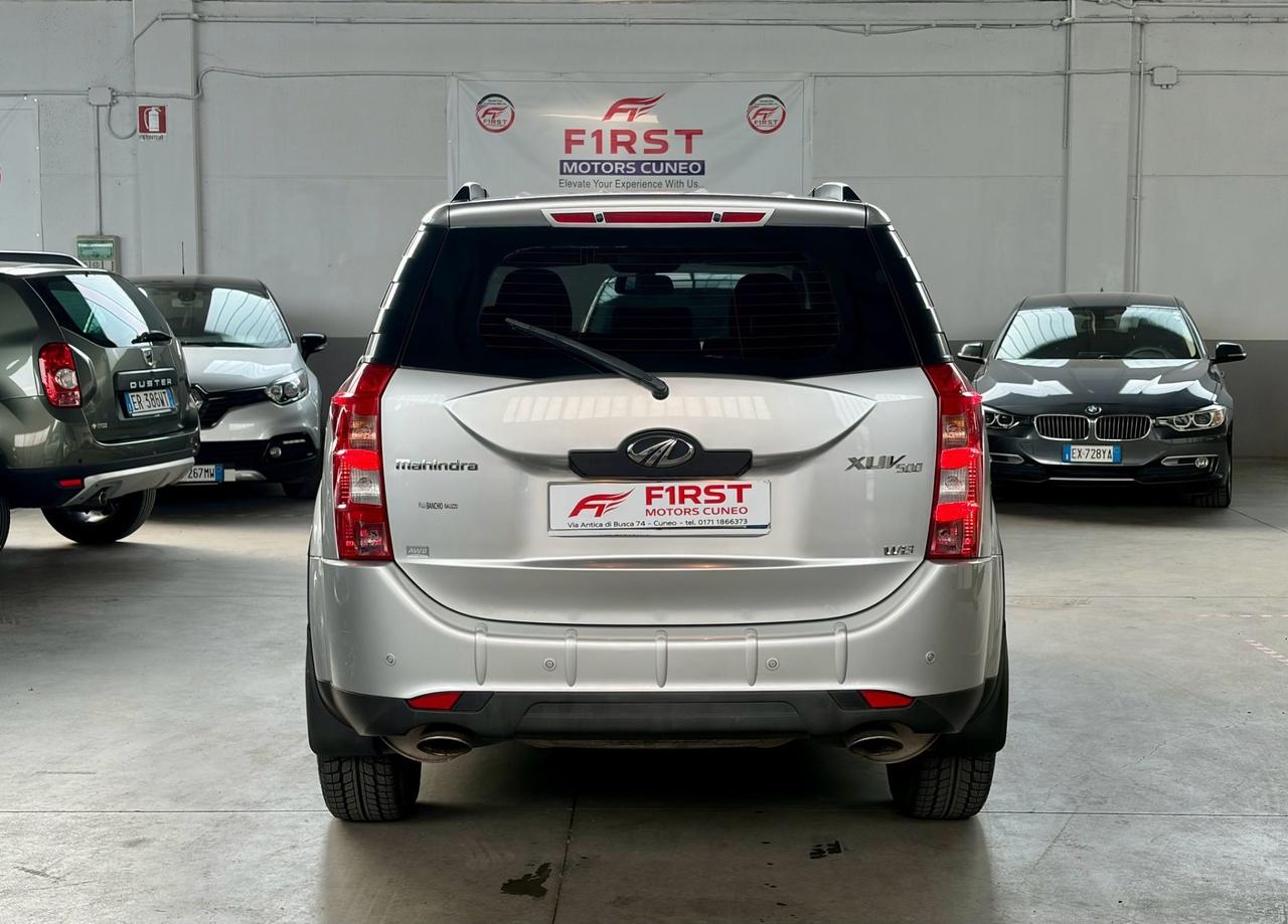 Mahindra XUV500 2.2 16V AWD W8