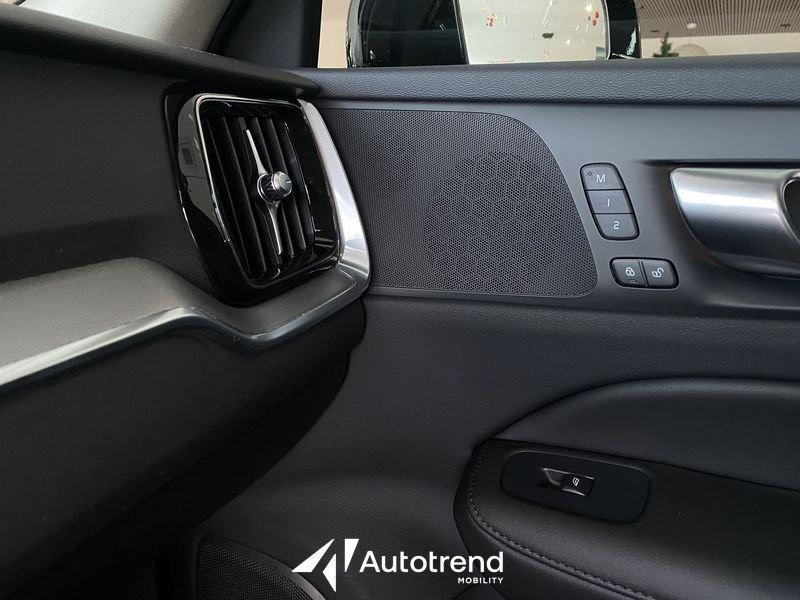 Volvo V60 B4 197+14 CV Mild-Hybrid (D) Automatico Plus Dark