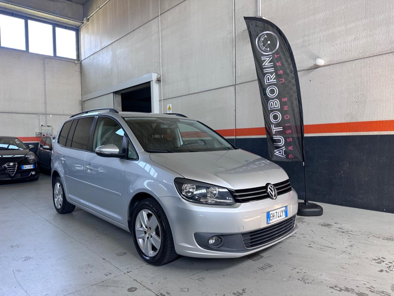 Volkswagen Touran 1.6 TDI gancio traino