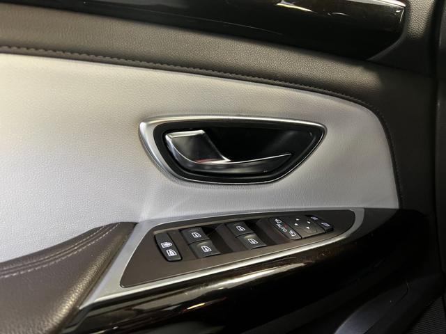 RENAULT Espace dCi 160CV EDC Energy 4Control / 7 POSTI