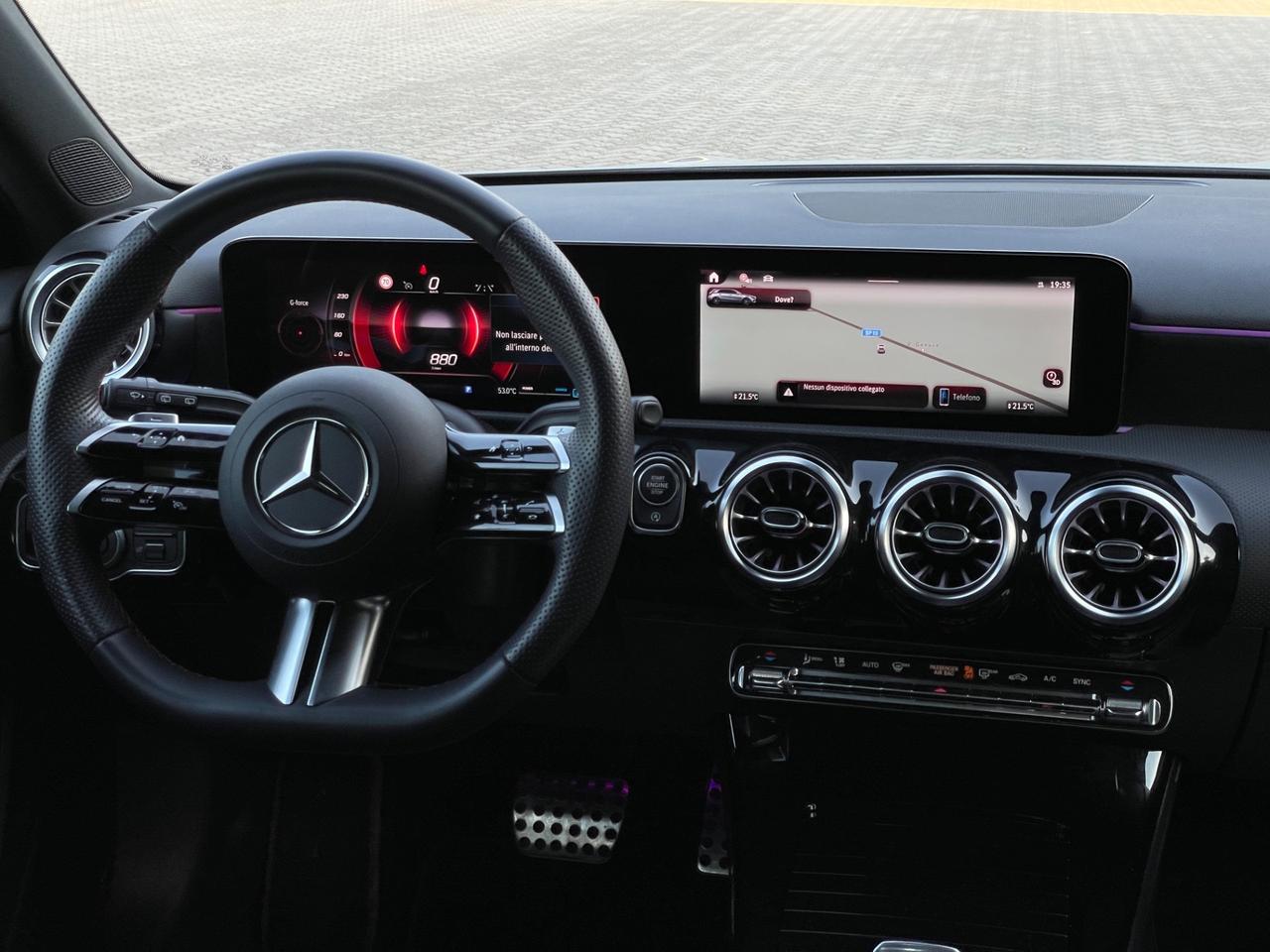 Mercedes-benz A 180 Automatic AMG Line Premium