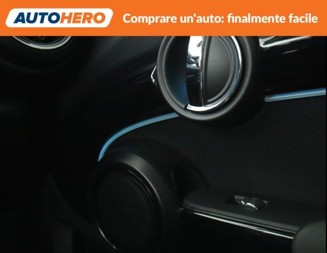 MINI Cooper 1.5 Cooper Essential 5 porte