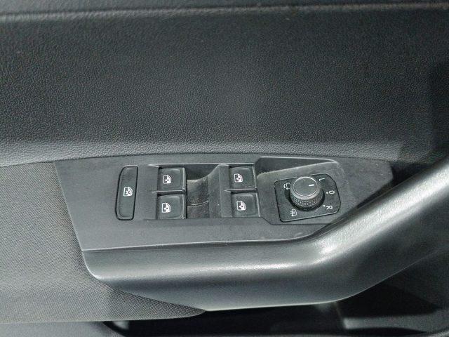 VOLKSWAGEN Taigo 1.0 TSI 110 CV R-Line