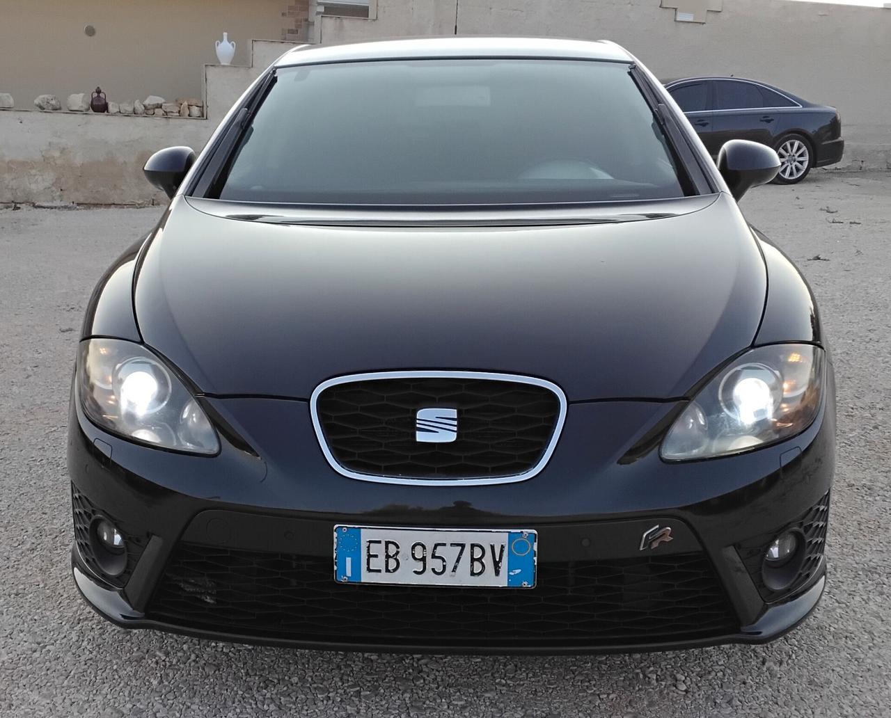 Seat Leon 2.0 TDI DPF DSG Style (MY09)