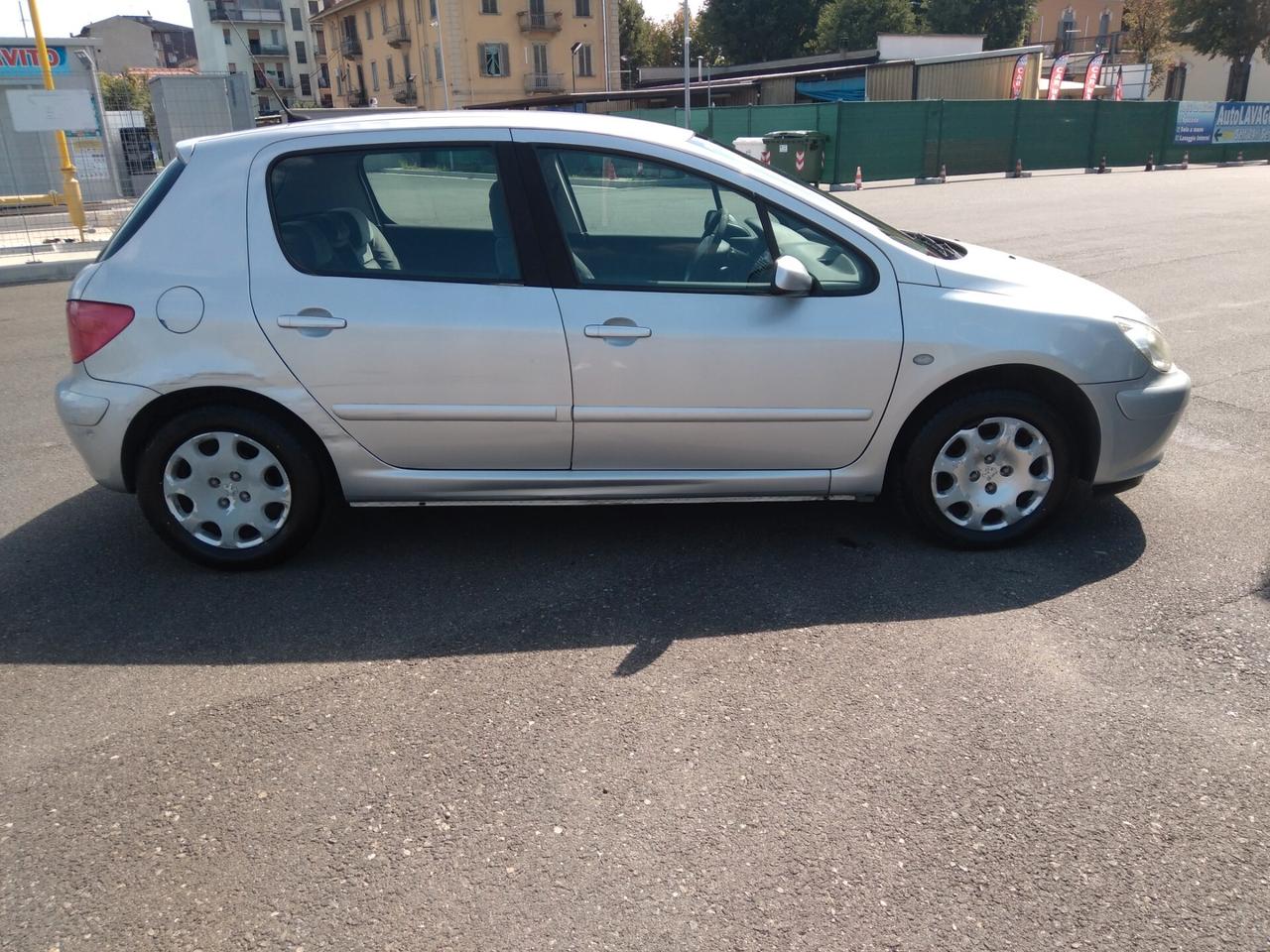 Peugeot 307 1.4 HDi 68cv diesel 5p. XR x neopatentati