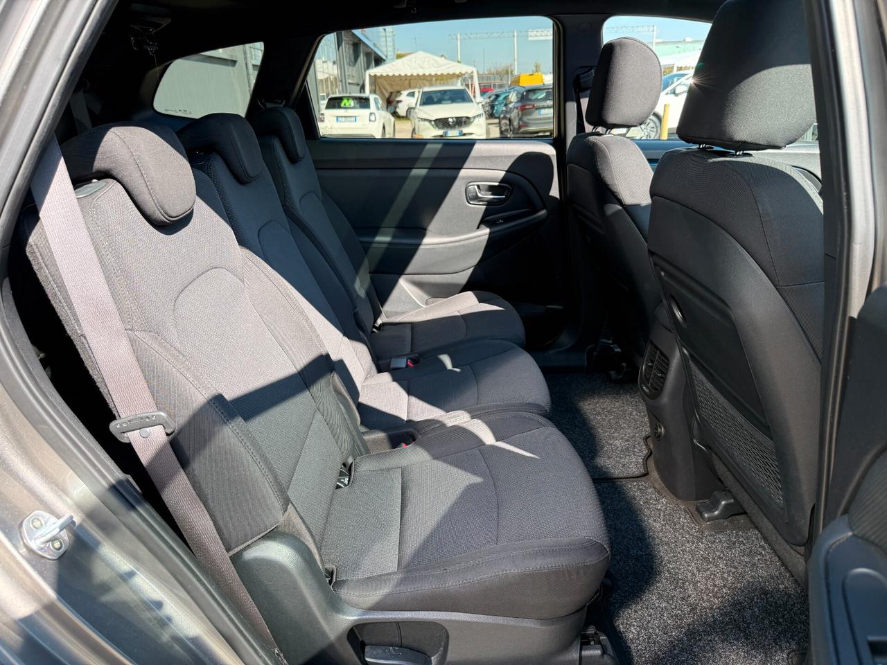 Kia Carens 1.7 CRDi 115 CV Class 7 POSTI