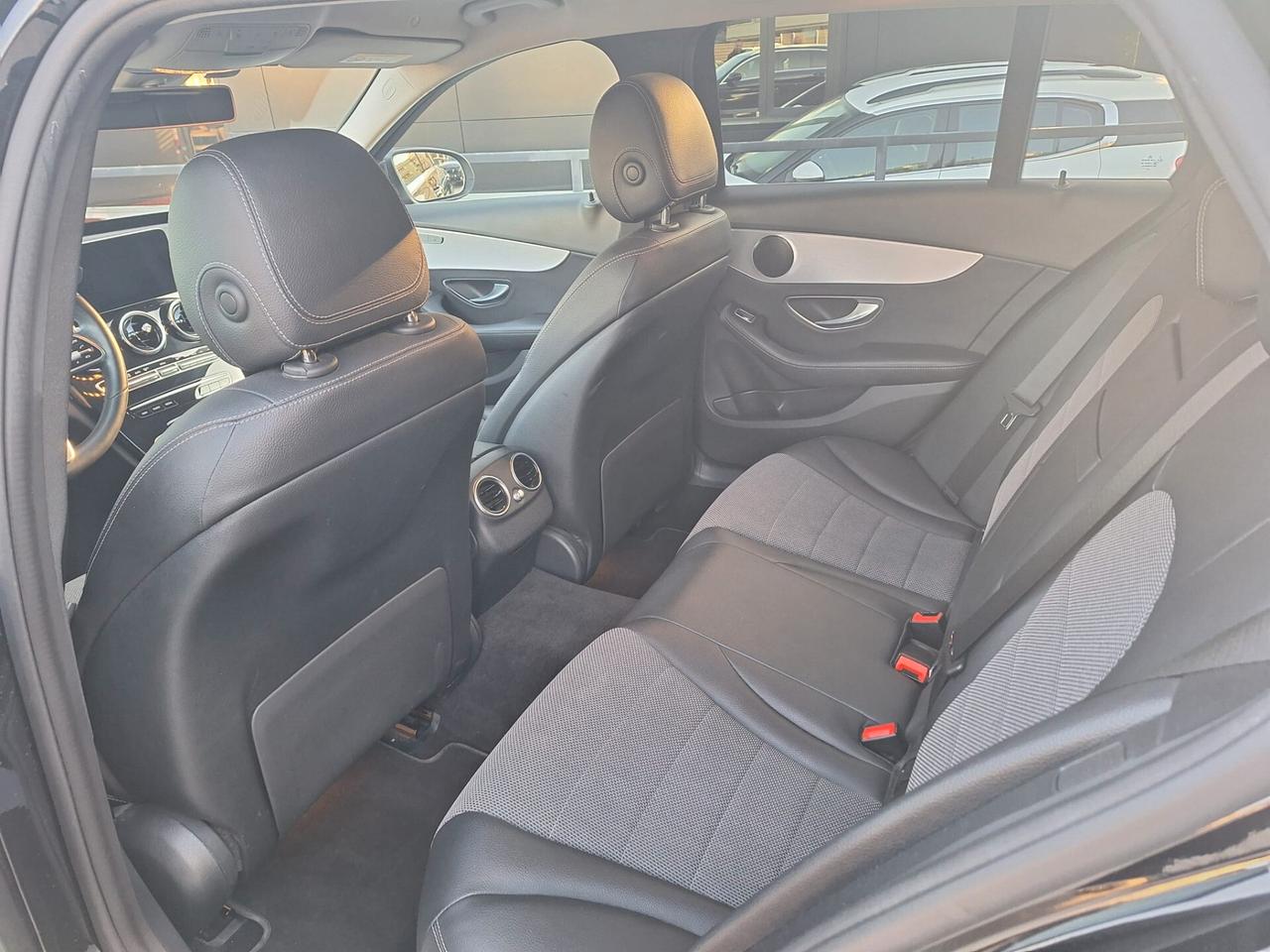 Mercedes-benz C 220 d SW 4Matic Business AMG LINE IVA ESPOSTA