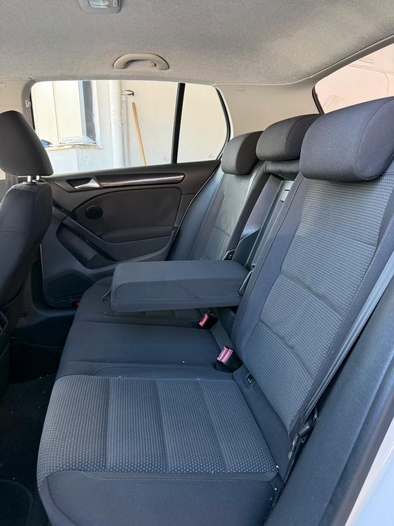 Volkswagen Golf 1.6 TDI DPF 5p. Highline