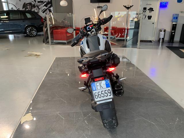 BMW R 1300 GS "AKRAPOVIC DESIGNED FOR BMW MOTORRAD"