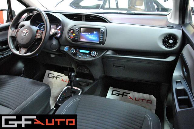 Toyota Yaris Yaris III 2017 5p 1.5h Active my18 * UNICO PROPRIETARIO *