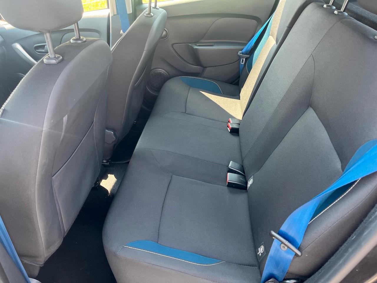 Dacia Sandero 1.5 dCi 8V 75CV Start&Stop Lauréate