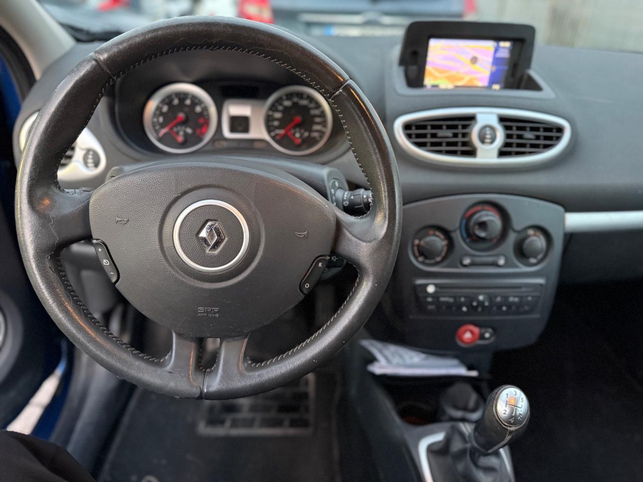 Renault Clio 1.2 16V 3 porte Luxe