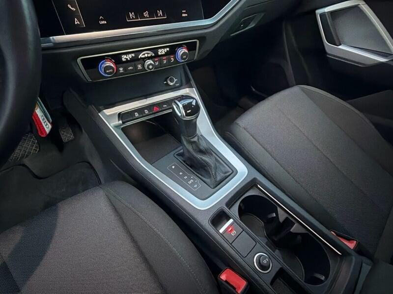 Audi Q3 Q3 35 TDI S tronic Business Advanced