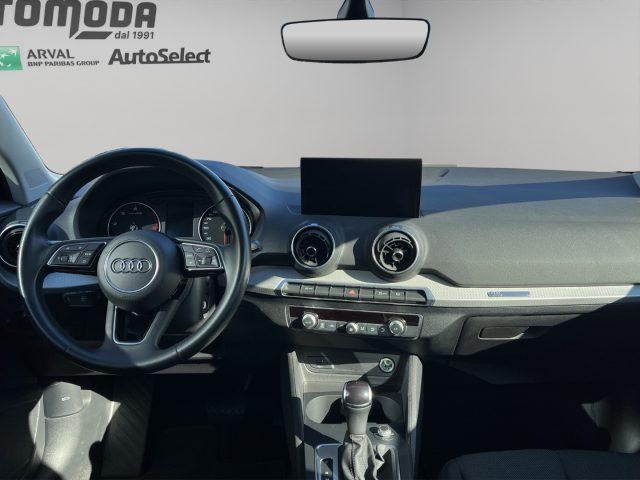 AUDI Q2 2.0 30 TDI BUSINESS S TRONIC