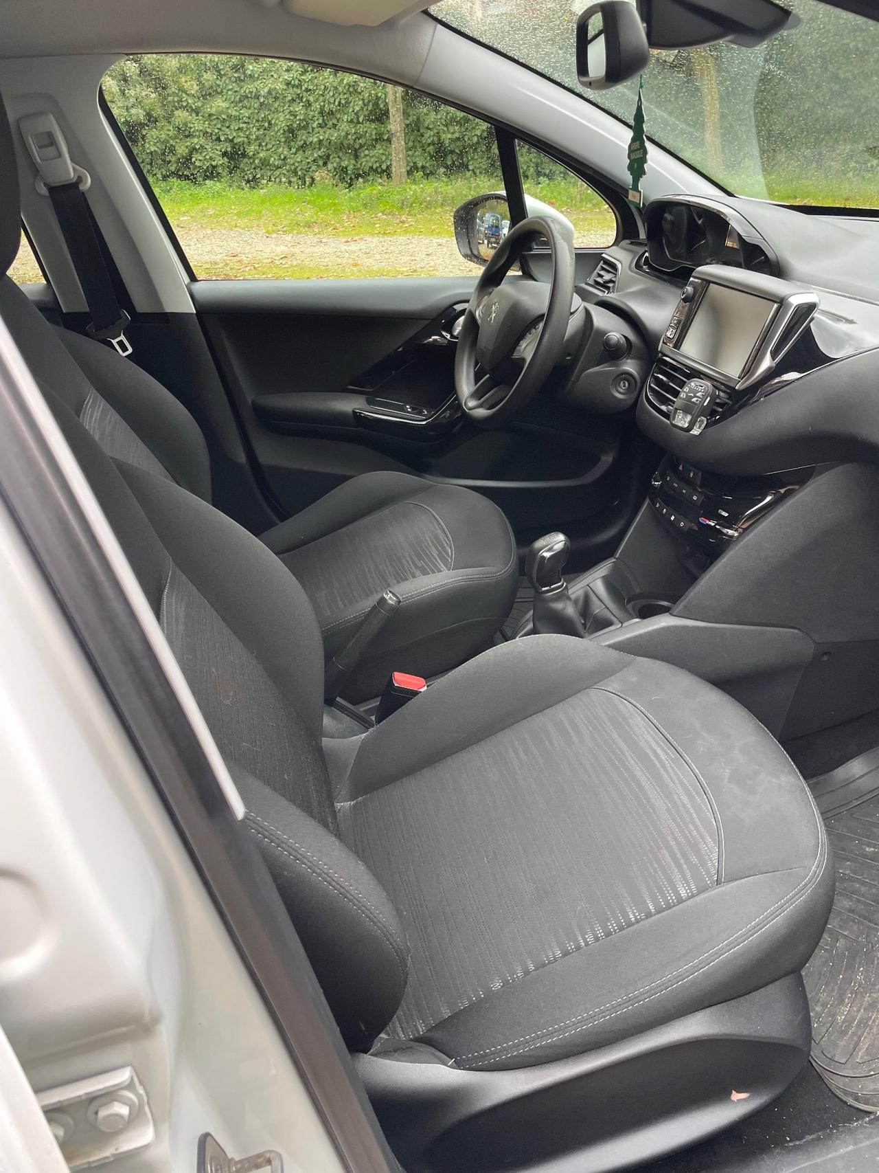 Peugeot 208 BlueHDi 75 5 porte Allure