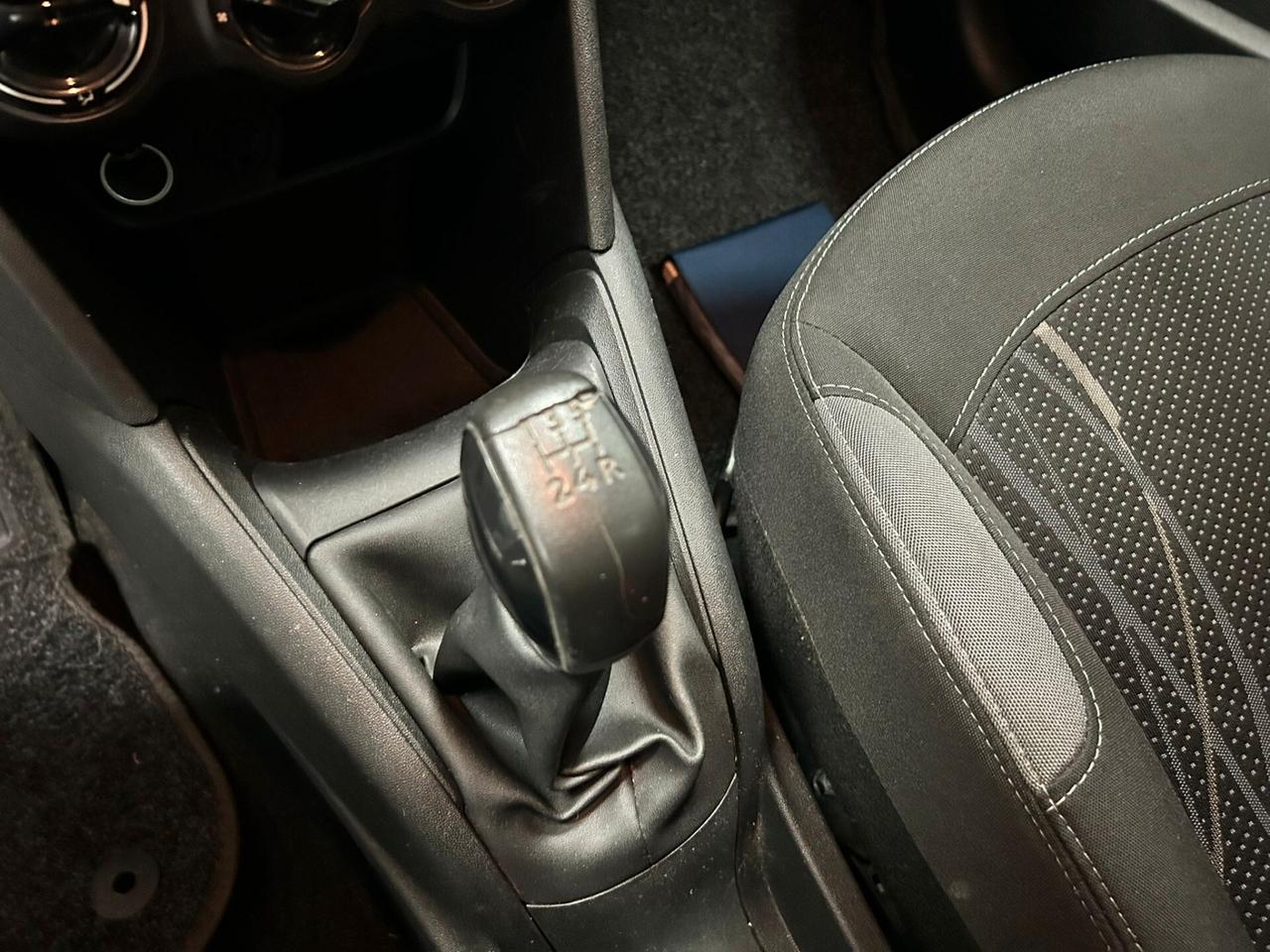 Peugeot 208 1.4 GPL X NEOPATENTATI 2014