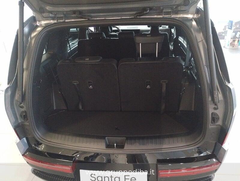 Hyundai Santa Fe 1.6 Gamma II T-GDI Petrol 6 Speed A/T 4WD NEW 7P 1.6 PHEV 4WD X CLASS+CP