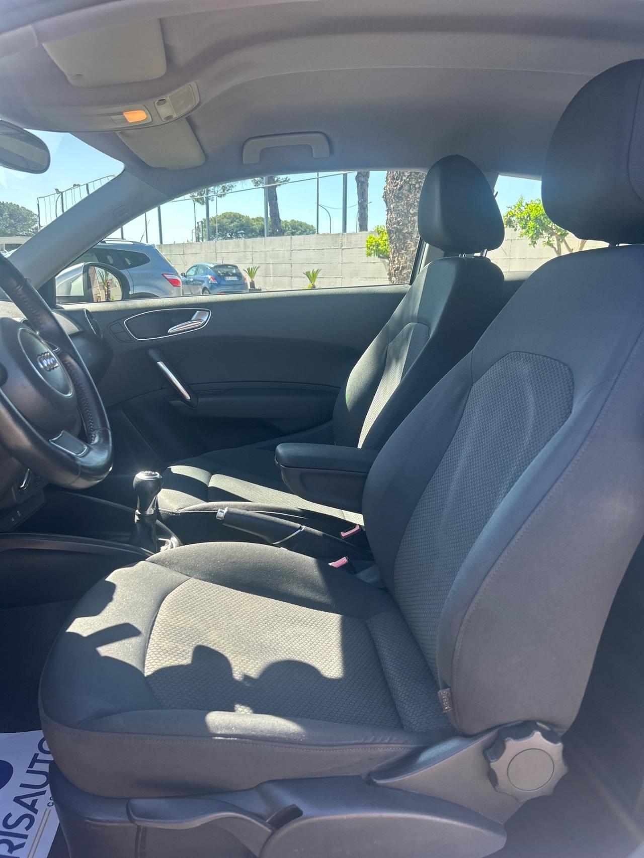 Audi A1 1.6Tdi Ambition PERFETTA