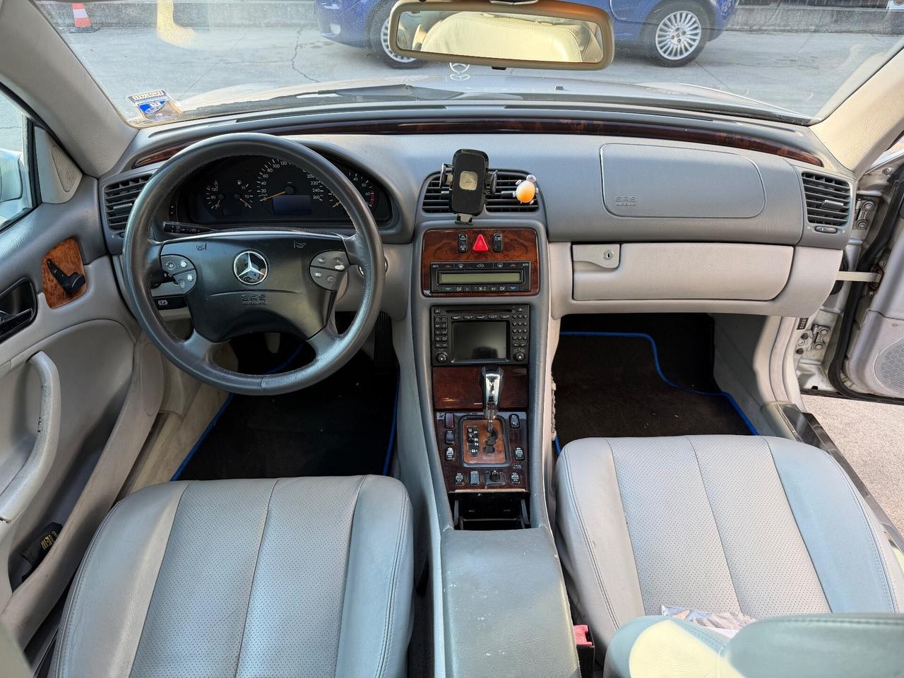 Mercedes-benz CLK 200 Kompressor cat Elegance- GPL-Cabrio