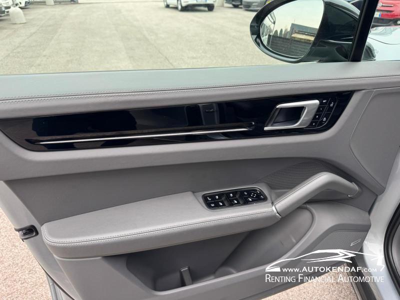 Porsche Cayenne Coupe 3.0 e-hybrid 5p.ti tiptronic SUBENTRO LEASING