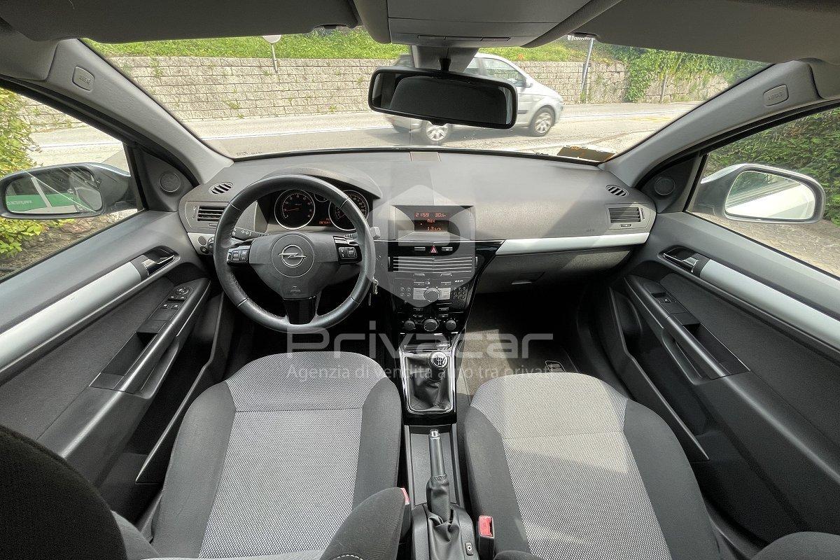OPEL Astra 1.6 16V VVT Station Wagon Edition