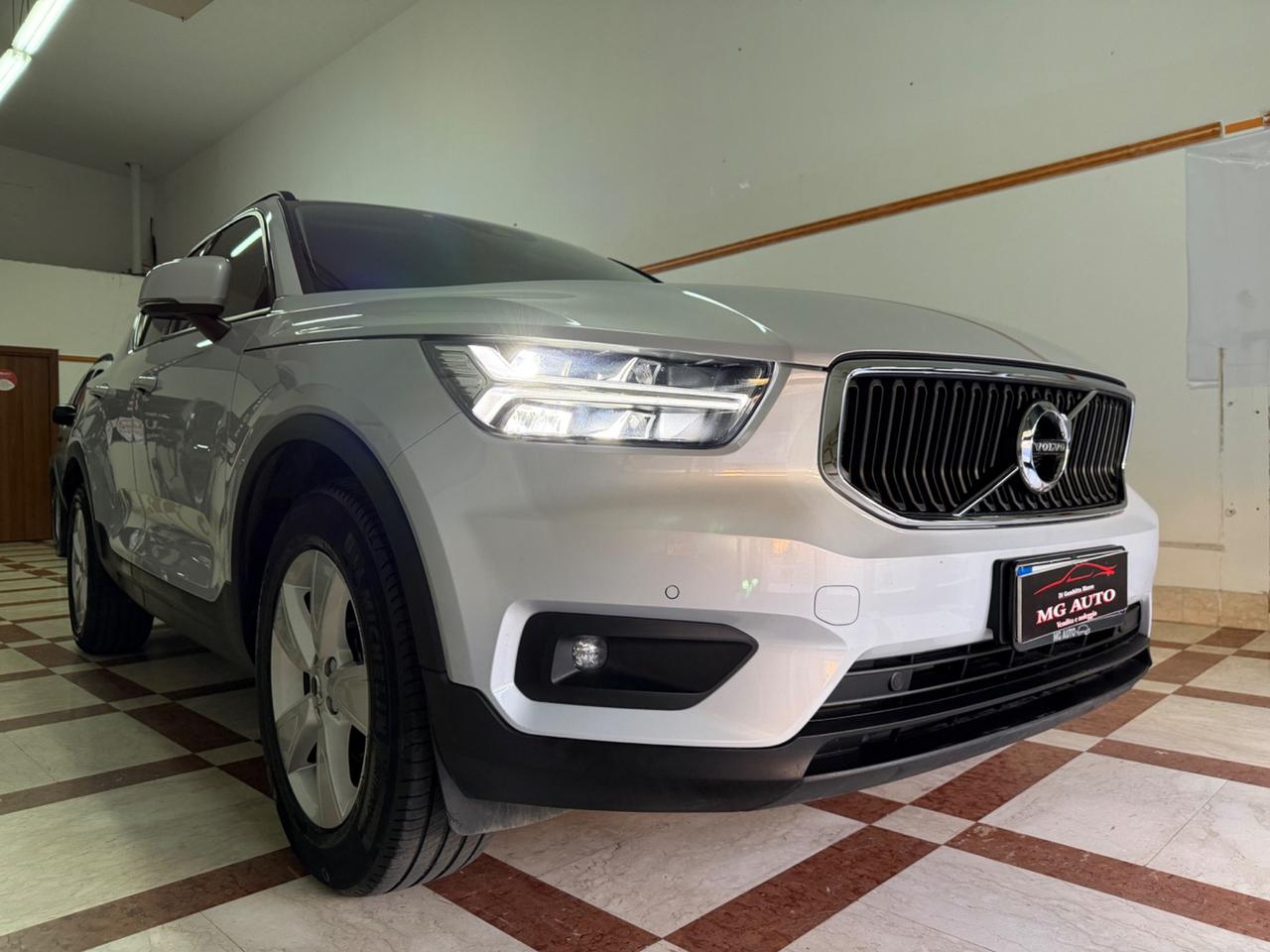 Volvo XC40 D3 AWD R-design
