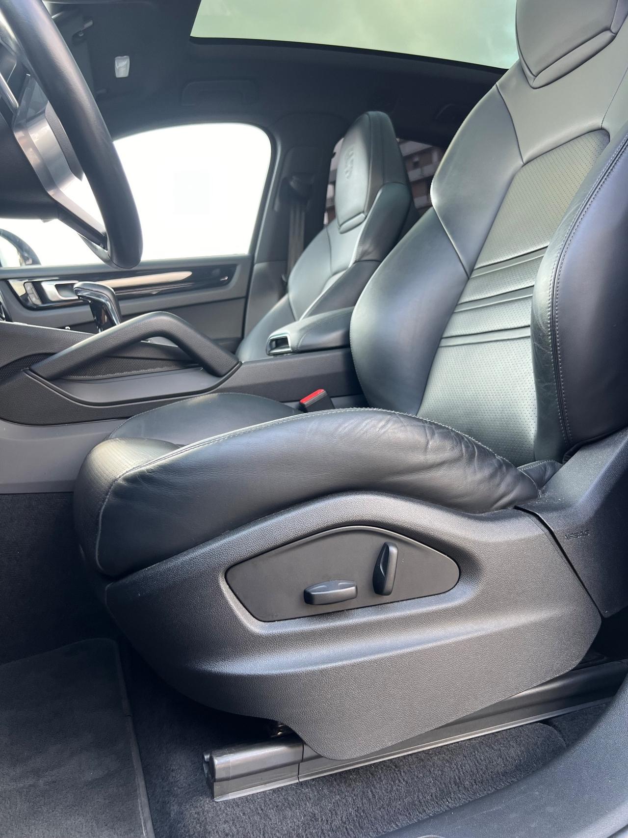 Porsche Cayenne Coupé 3.0 V6