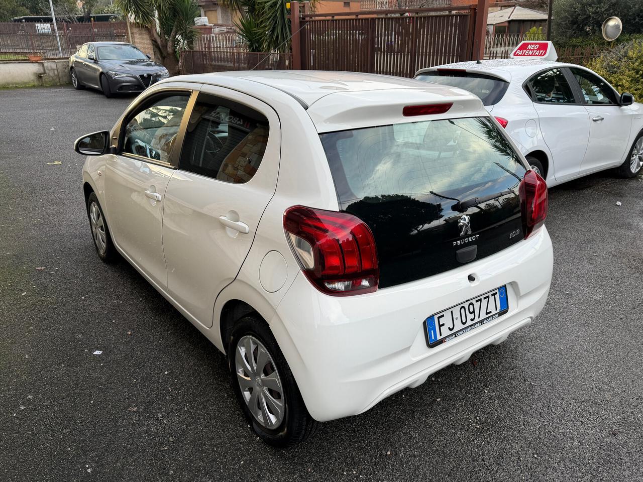 Peugeot 108 1.0 benzina 70cv UNIPRO