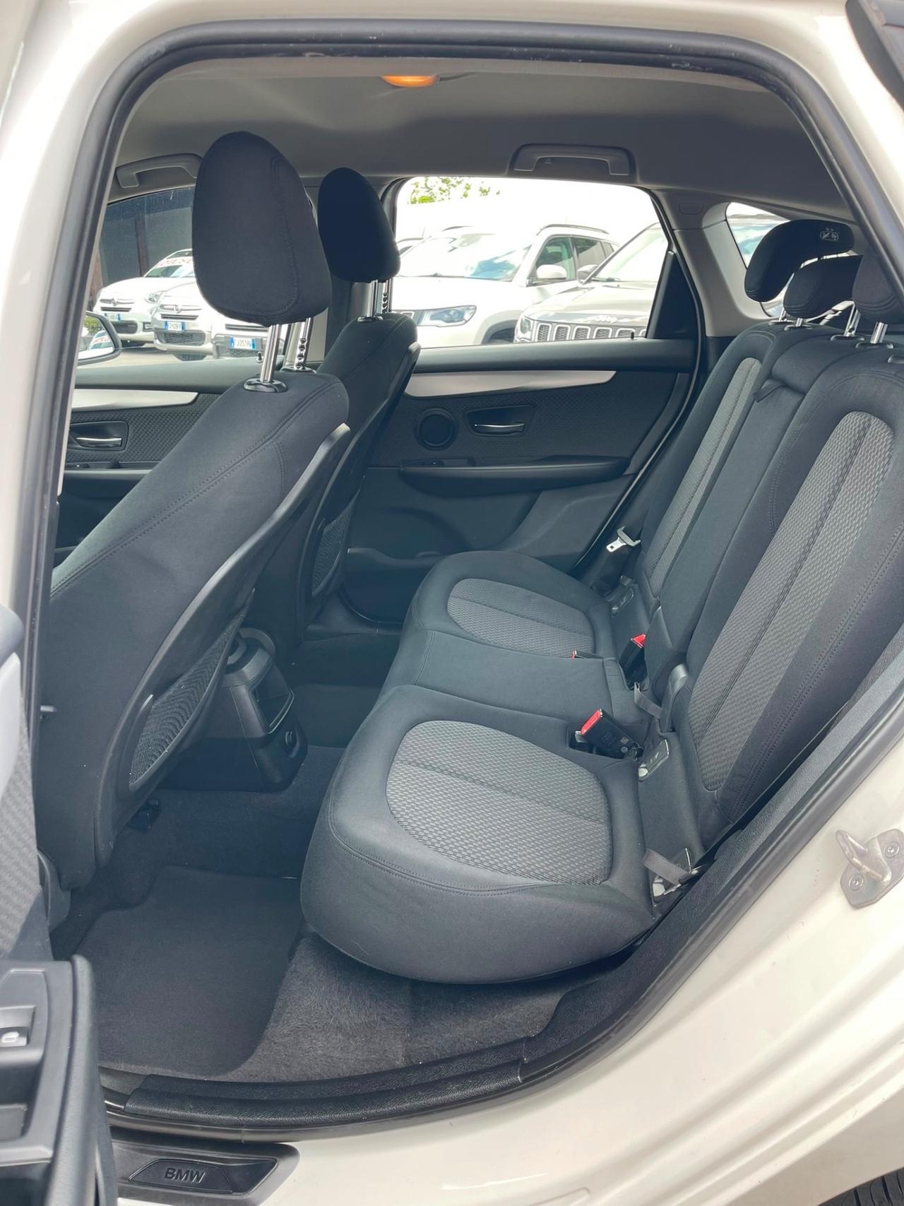Bmw Serie 2 gran tourer 1.5 Full optional