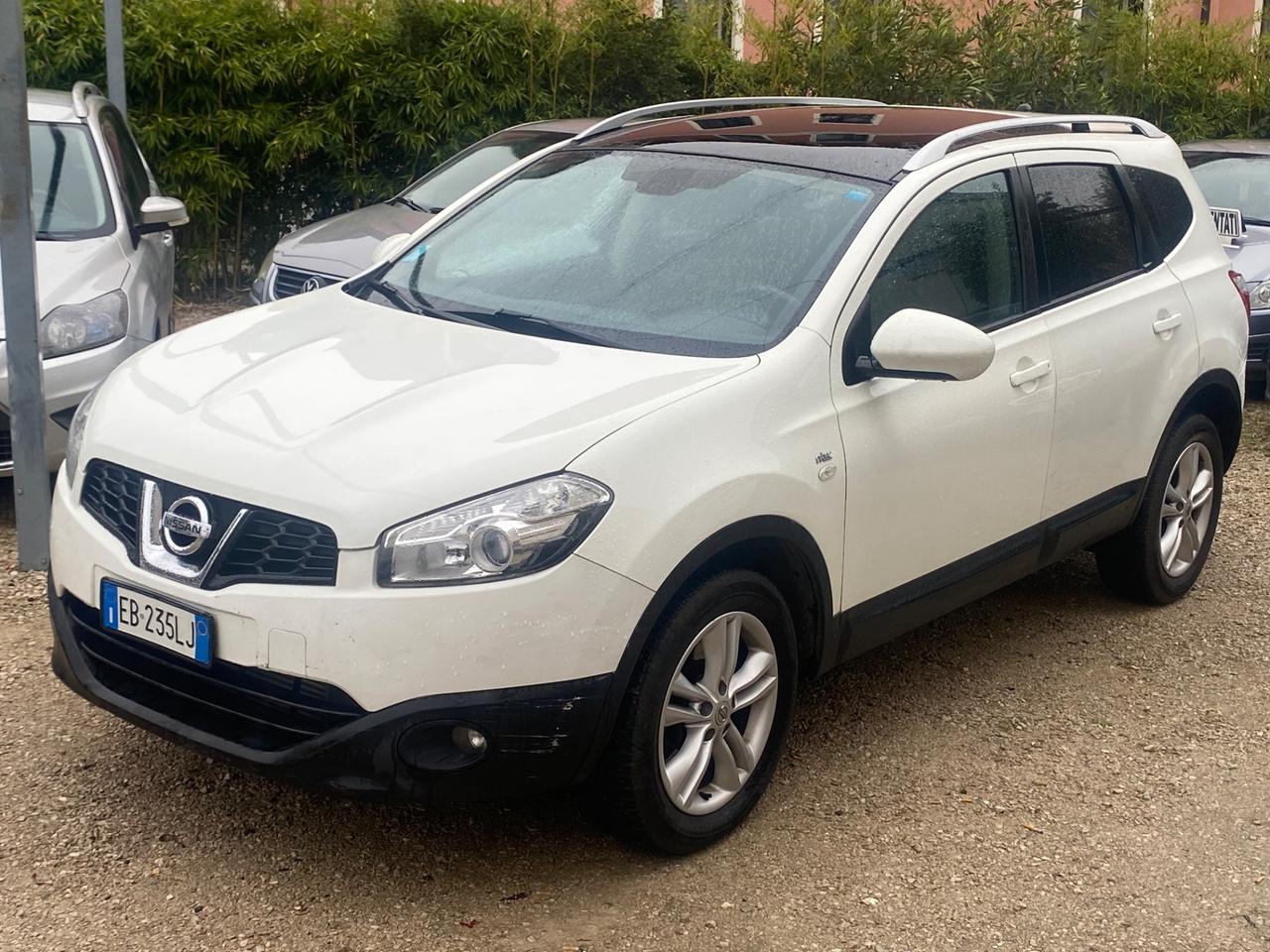 Nissan Qashqai Qashqai+2 2.0 dCi DPF Tekna
