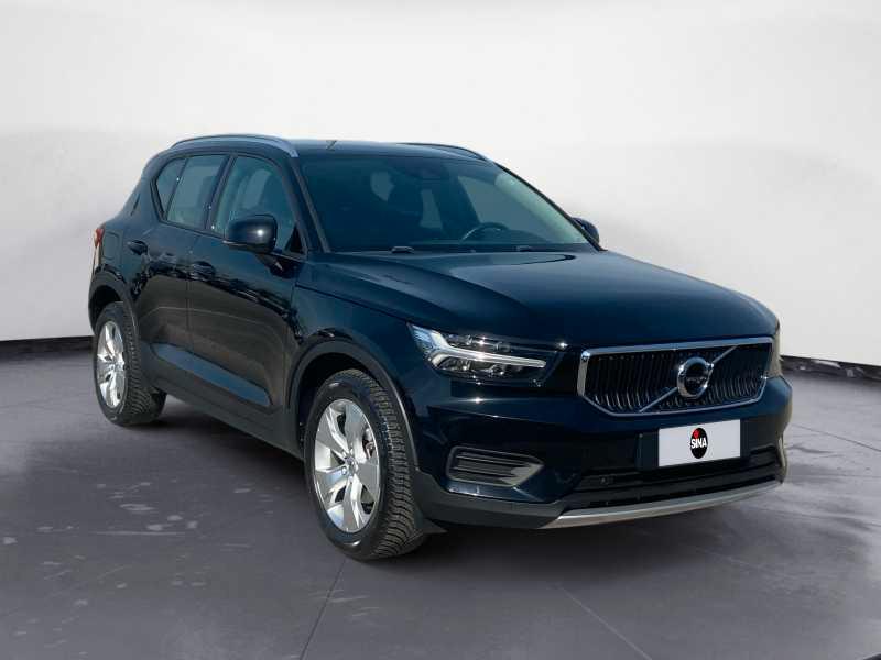 VOLVO XC40 1.5 t3 Momentum 156cv manuale