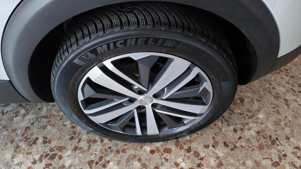 Peugeot 3008 BlueHDi 180 S&S EAT8 GT